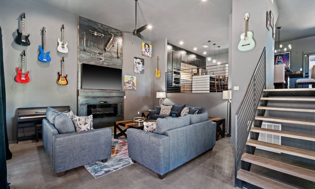 Downtown Memphis House | NEW! Memphis House of Rock & Blues
