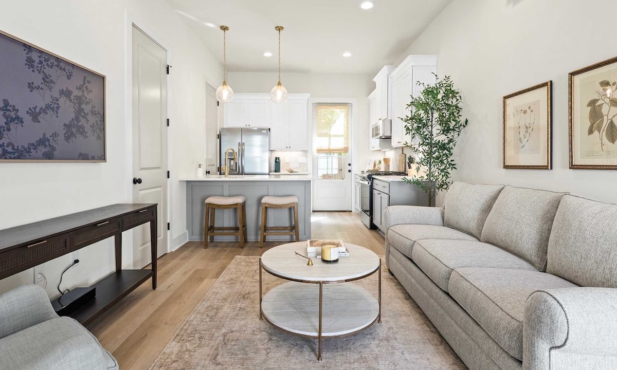 Lafayette Condo | NEW Steiner House River Ranch King Office Frame TV