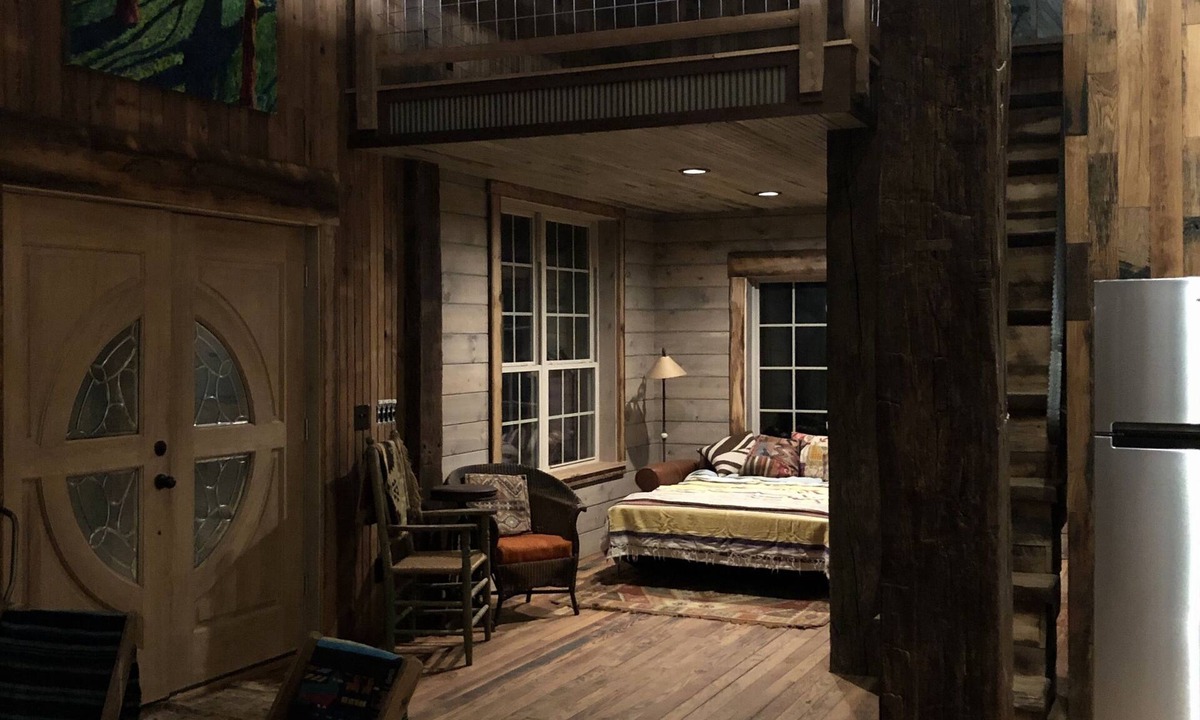 Union House | Newly built house in Rabbit Hash with Old World charm/Creation museum and ark.