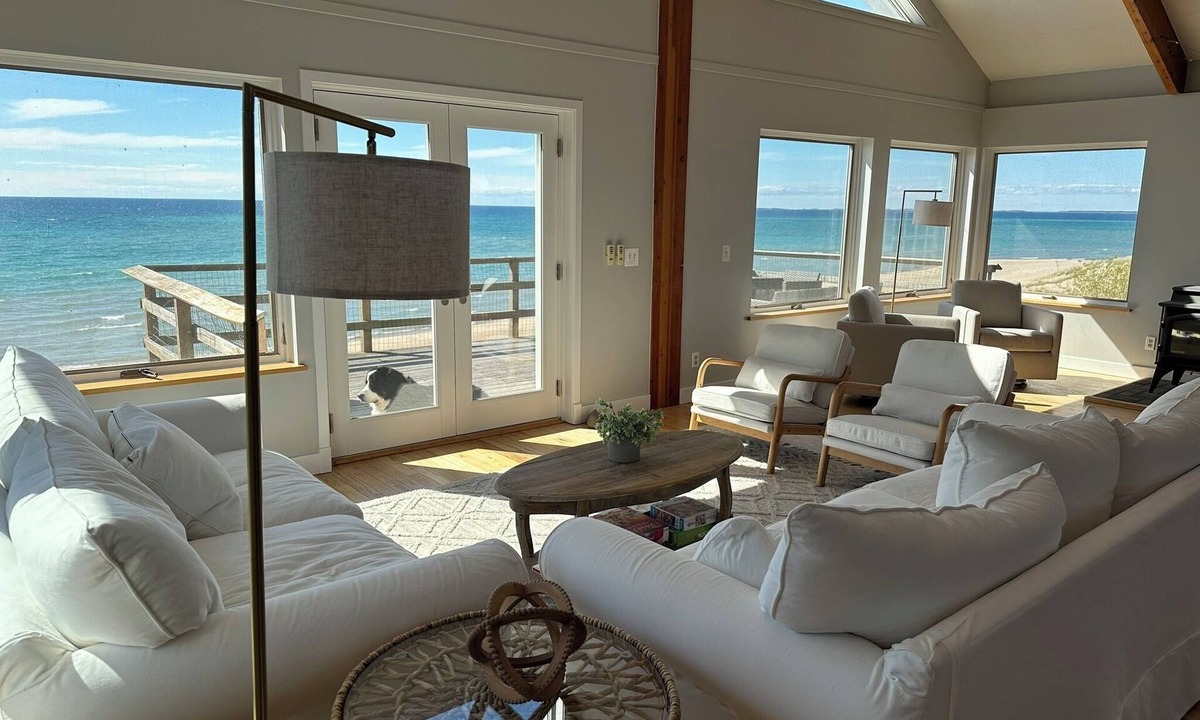 Harbor Springs House | Newly Renovated Sleeps 13 Large Private Lake Michigan Beach- new dates available
