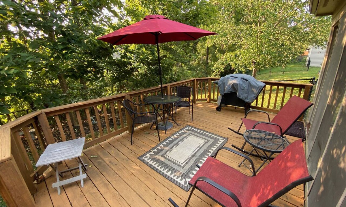 Bloomington House | Nicely updated home in great location near campus + downtown
