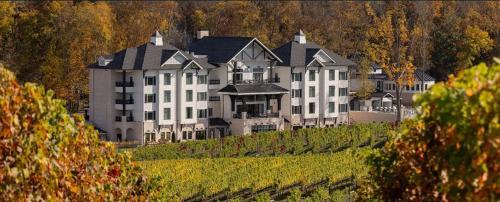 Bristol Hotel | Nicewonder Farm & Vineyards