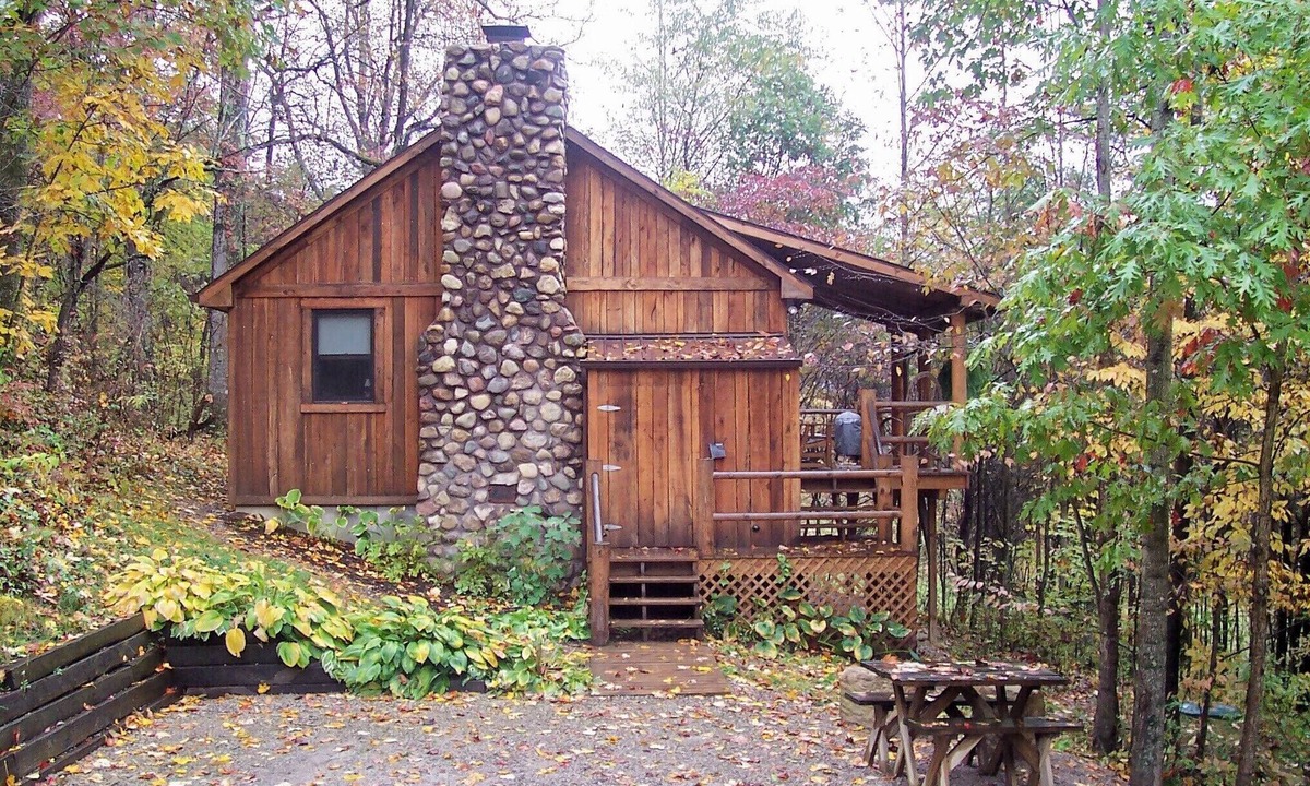 Logan Cabin | Old Man's Haven - Cabin 3