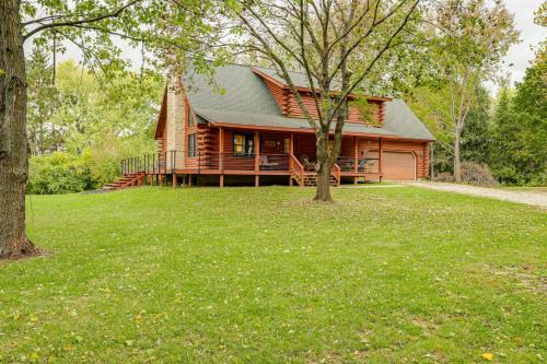 Yellow Springs House | On-Site Lake & Gazebo: Cabin in Yellow Springs!