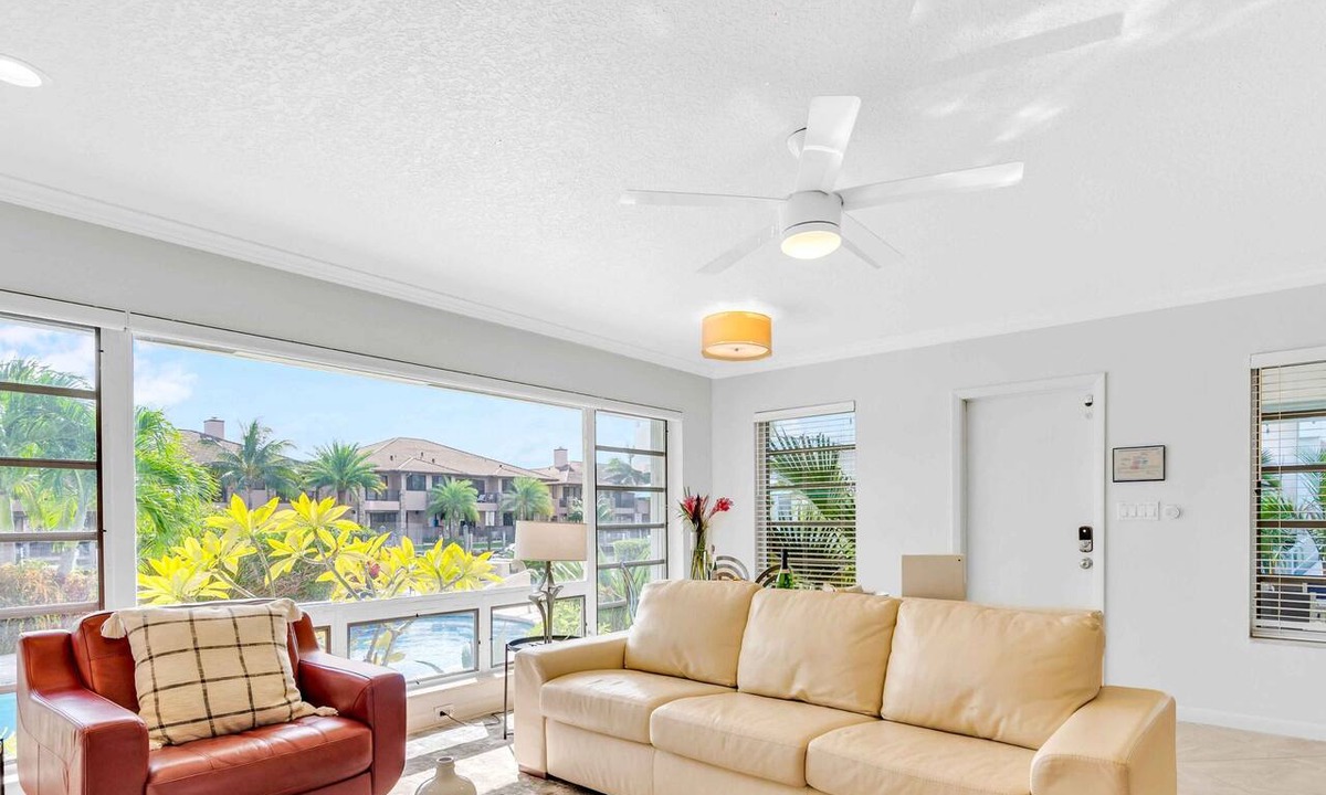 Coral Ridge Condo | One-bedroom Suite | Heated pool | Dock Access | Quiet Neighborhood | SaltAire Four | RESlDENCES