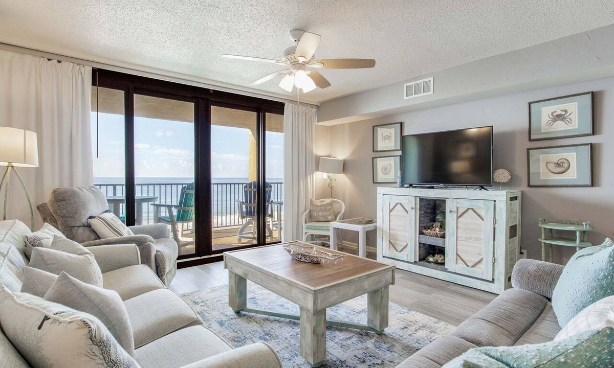 Orange Beach East Condo | Orange Beach Gulf-Front 2BR Sleeps 7 Renovated Pools Boat Slips