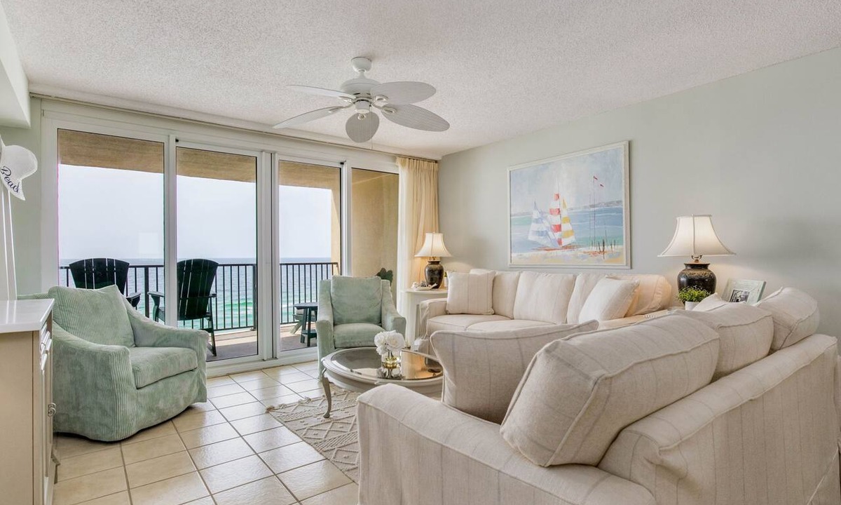 Orange Beach East Condo | Orange Beach Gulf-Front 2BR Top Floor Sleeps 6 Jetted Tub Pools Boats