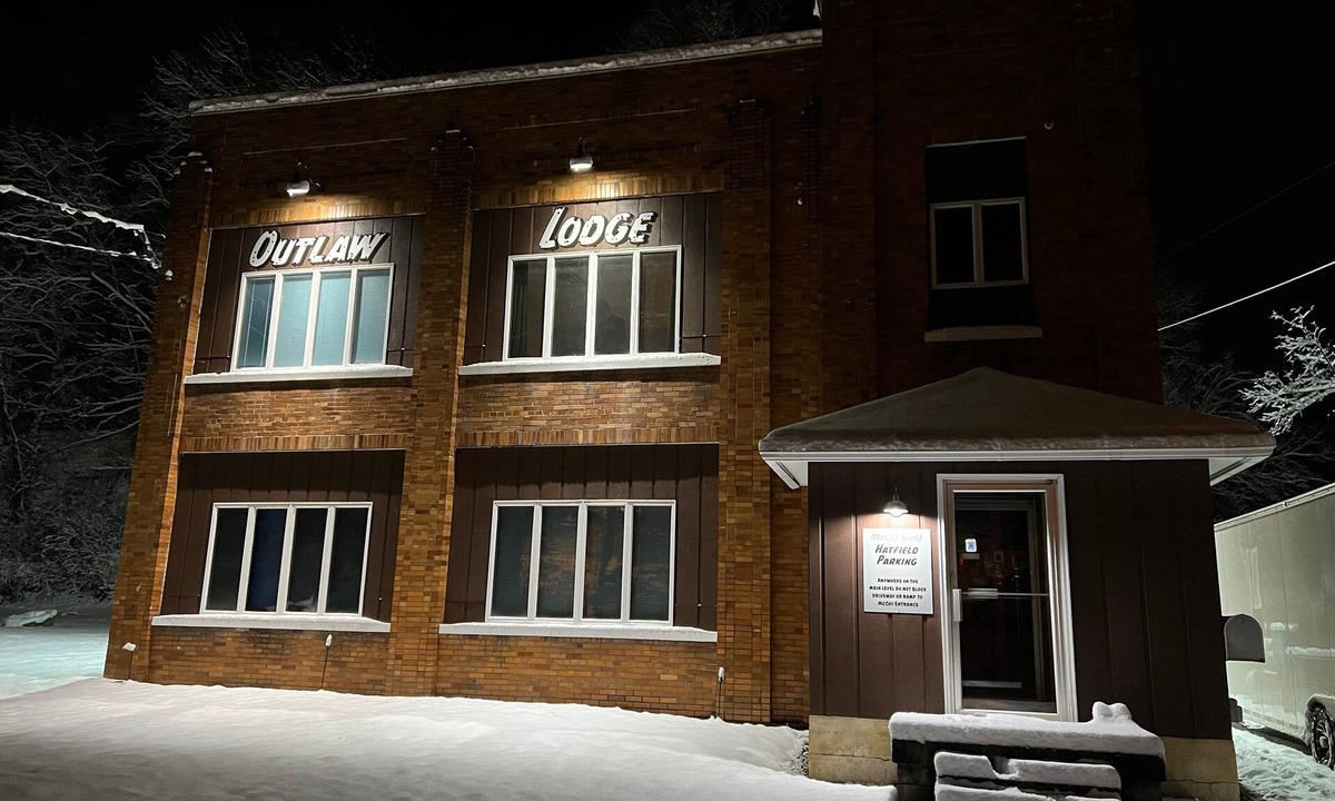 Ikes Fork House | Outlaw Lodge (Hatfield 1st Floor) ATV,SXS Offroad