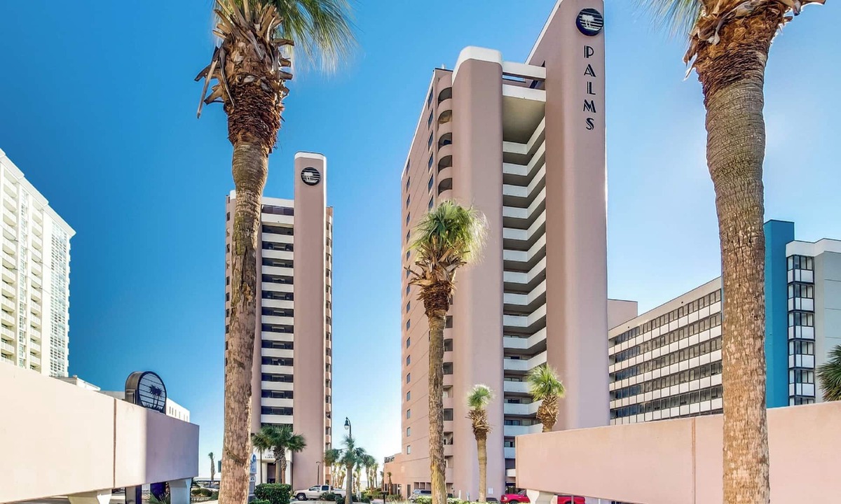 Myrtle Beach Ski Chalet | Palms Resort Condos