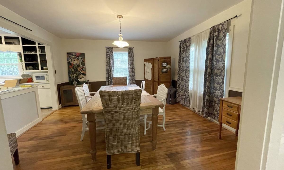 Julian Cottage | Peaceful Artist's Country Cottage in Whitsett