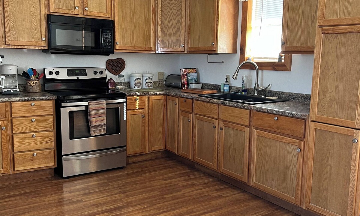 Marsland House | Peaceful, comfortable cabin with attached garage and all the amenities.