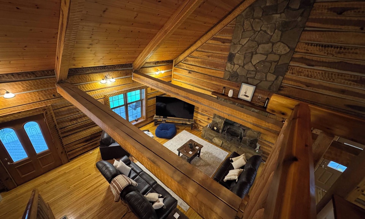 Farmers Cabin | Peaceful, cozy cabin less than two miles from Cave Run Lake and I64.
