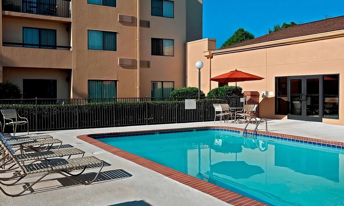 University Place Hotel | Peaceful Getaway | Unit w/Balcony! , Near Music Pavilion