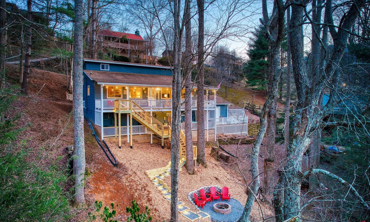 Waynesville Cabin | Peaceful Mountain Retreat Near Great Smoky Mountains - Hot Tub & Fire Pit.