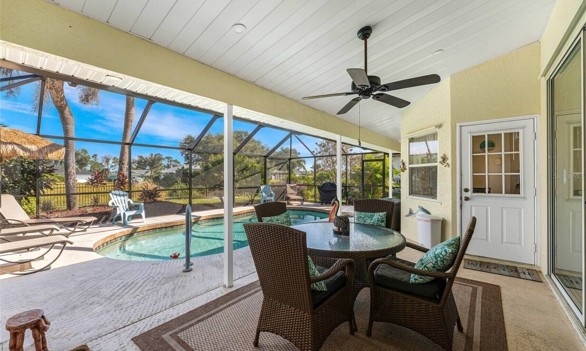 Broadmoor House | Peaceful Oasis, 3-Bedrooms with Saltwater Heated Pool