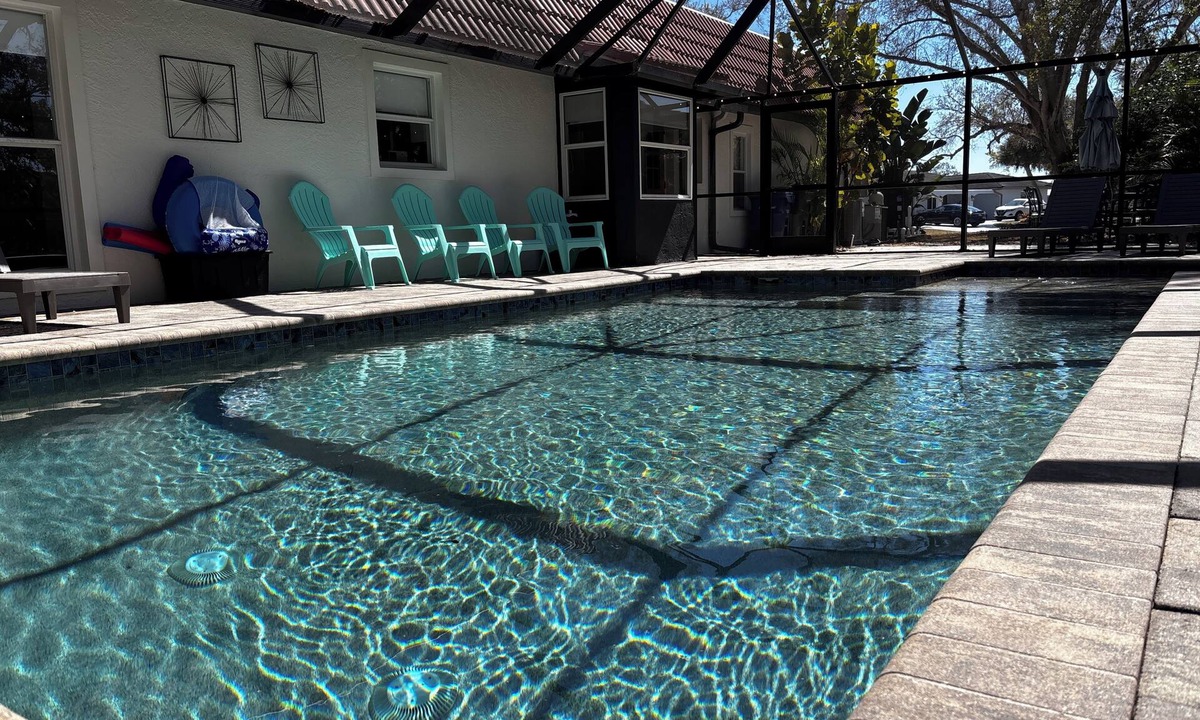 Sarasota Springs House | Peaceful retreat located in Pinecraft Sarasota Florida - heated pool- hot tub.