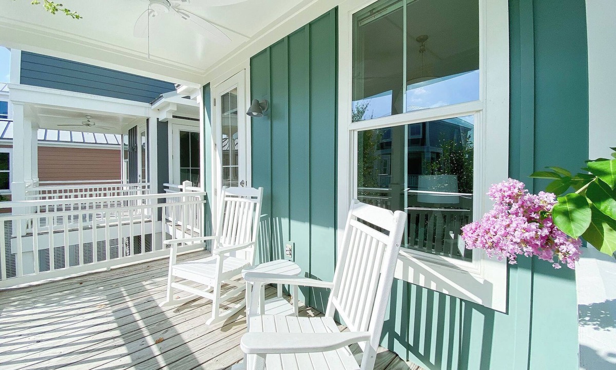 Pass Christian Cottage | Pearl Haven Beach cottage nestled in Pass Christian on the Mississippi Gulf