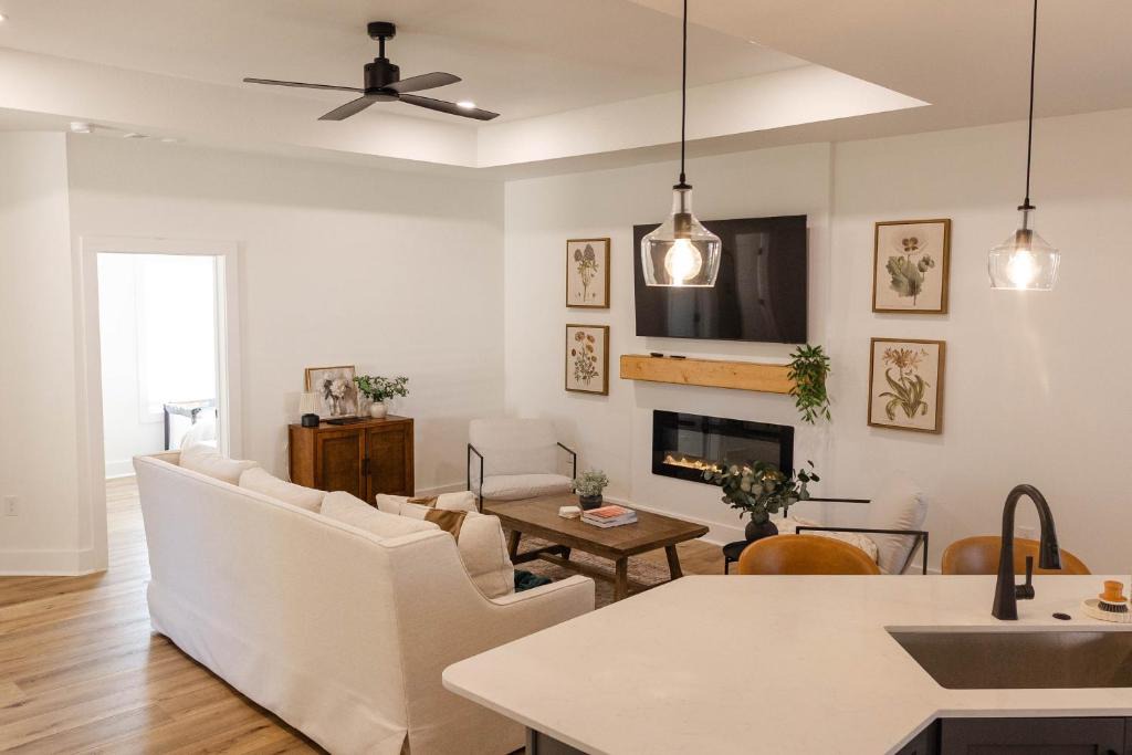 Pine Forest House | Pensacola Florida