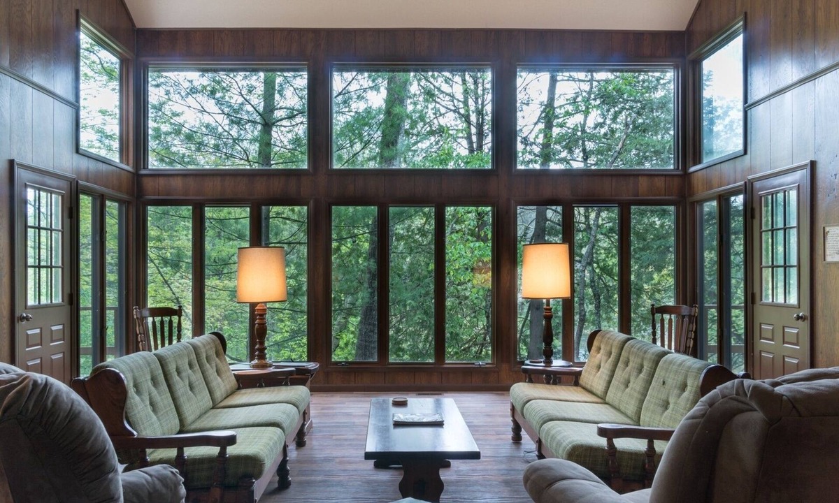 Branch Cabin | Pere Marquette River Fishing Cabin 4