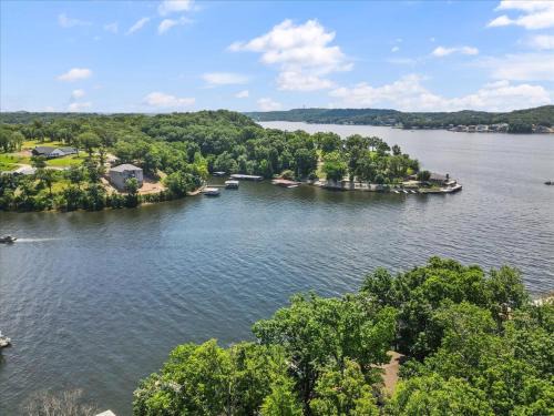 Rocky Mount House | Pet Friendly A Frame w/Private Dock & Great Lake Views