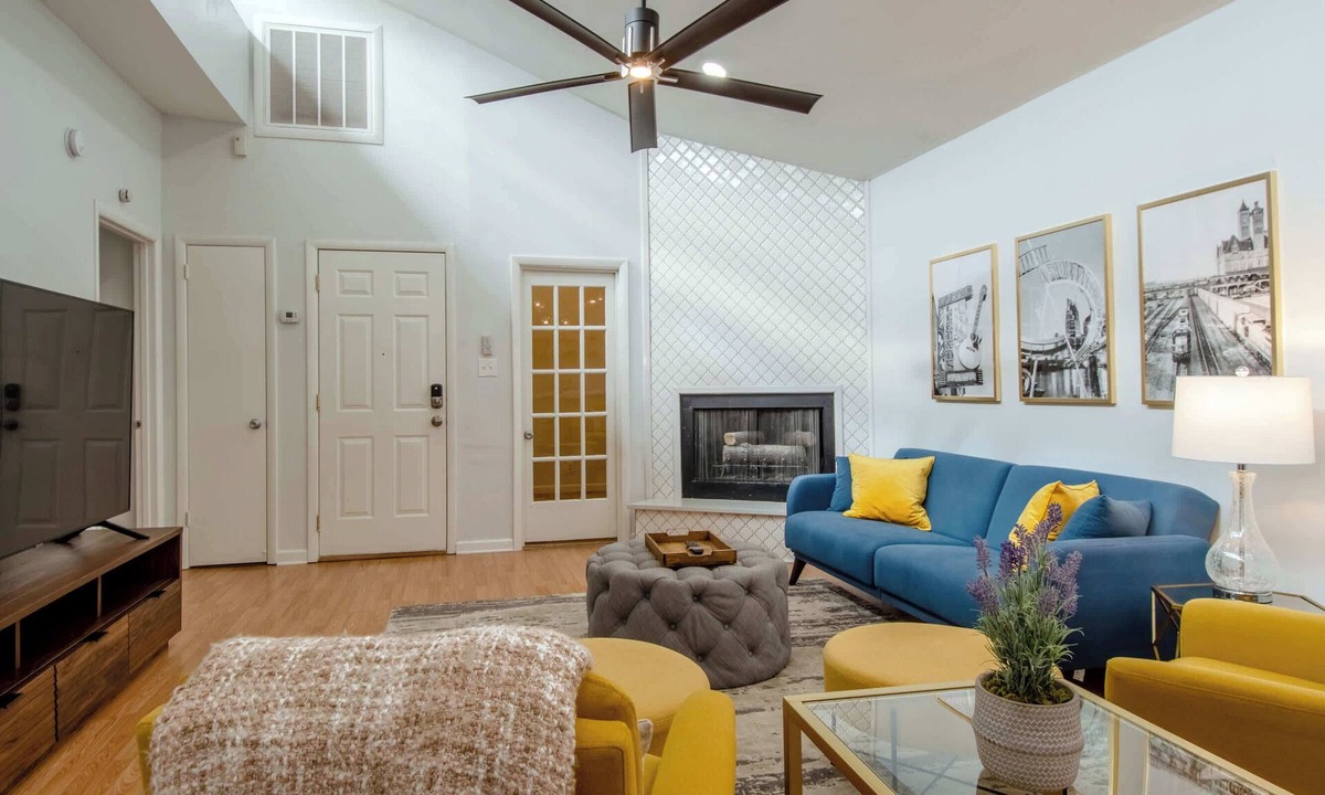 Hillwood Condo | Pet Friendly | Convenient Location