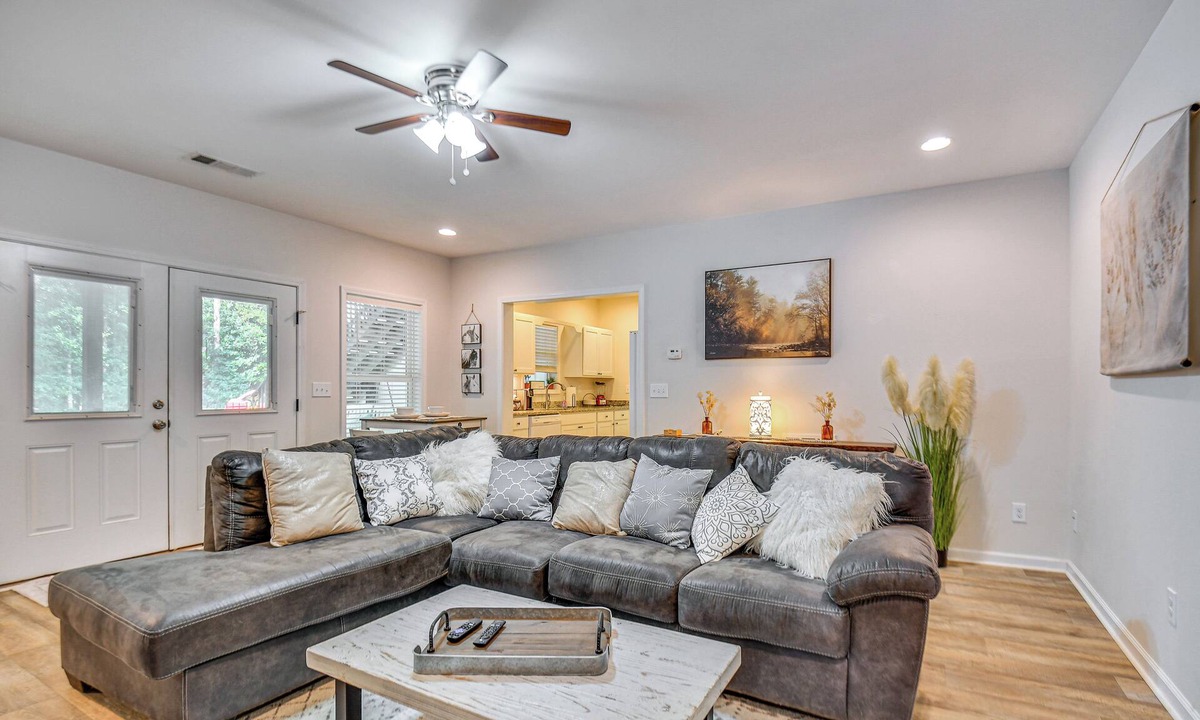 Stephens Apartment | Pet-Friendly Georgia Apartment: 8 Mi to Athens!