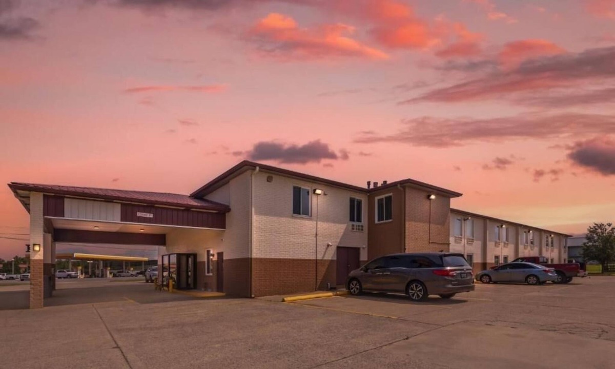 Paducah Hotel | Pet-friendly Unit with Free Parking Near William Clark Market House Museum