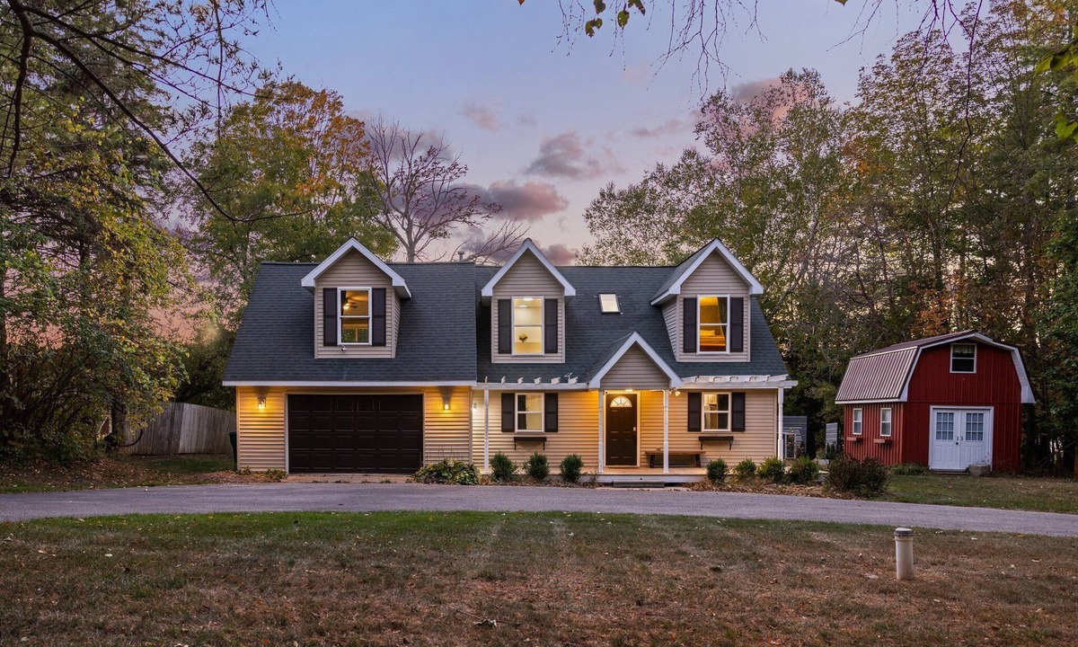 Charlevoix House | Pineapple Lake House: Pet-Friendly, Waterfront Getaway with Wi-Fi