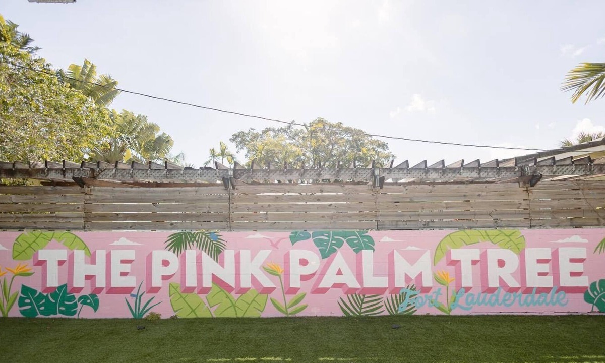 Coral Ridge Villa | Pink Palm Pool Paradise: Perfect Place for Photos