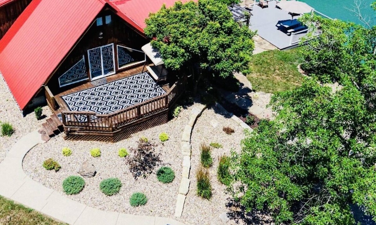 Sharpsburg Cabin | Plenty of Dates Available in August. Come enjoy the Retreat this Summer!