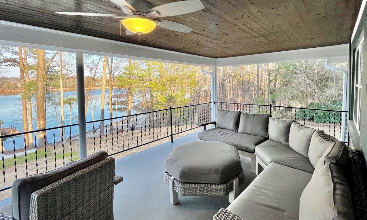 Lavonia House | Plenty of Deep Water at our Private Dock! Waterfront home w/Beach, Pet-Friendly
