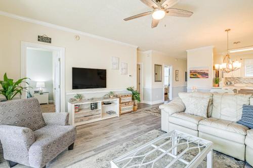 Central Myrtle Beach House | Pools & Golf, 2 Mi to Beach: Myrtle Beach Condo!