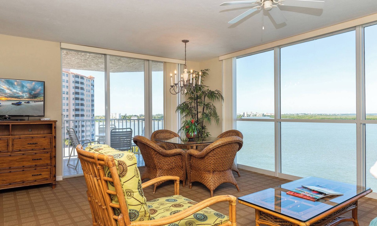 Fort Myers Beach Hotel | Poolside Beach Escape with Free Parking Near Estero Bay Adventures | 2 Units