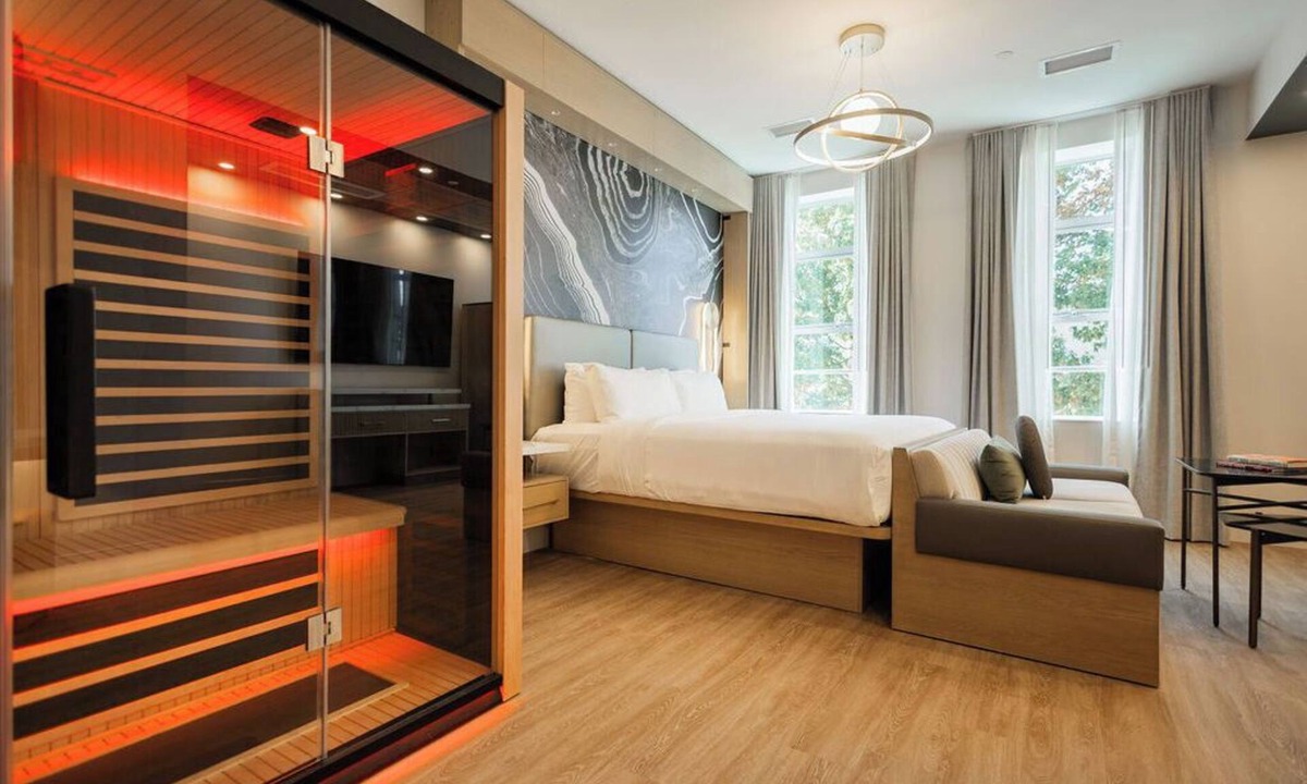 Bloomington Hotel | POSH on Kirkwood A Boutique Hotel