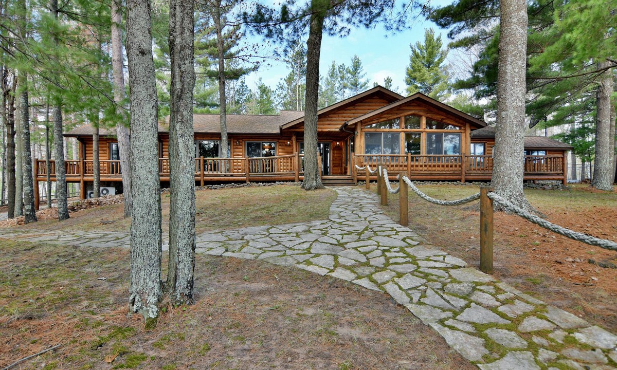 Solon Springs House | Private Lakefront Retreat on Middle Eau Claire - Snowmobile friendly and Sauna