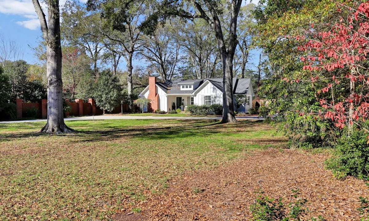 Spartanburg House | Private, newly remodeled home with high end finishes