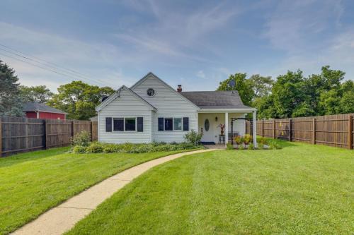 Plainfield House | Private Plainfield Retreat w/Gas Grill + Patio