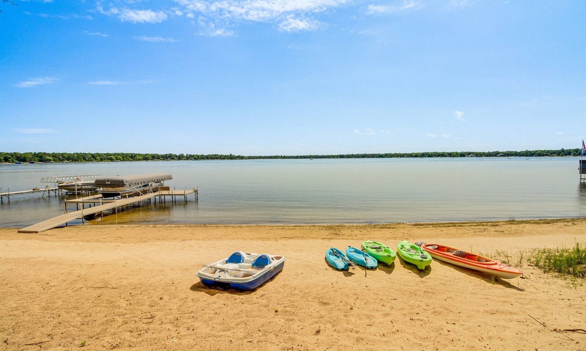 Baxter Cabin | Private Sandy Beach on White Sand Lake | Sleeps 14