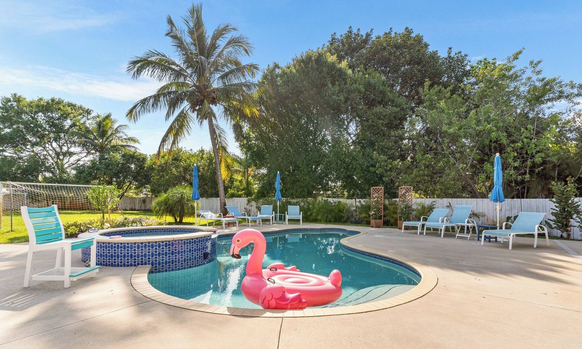 Port Saint Lucie House | Private Villa | Heated Pool + Hot Tub + Sleeps 20
