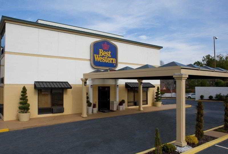 Columbus Hotel | Quality Inn Columbus