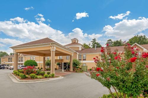 Archdale Hotel | Quality Inn High Point - Archdale