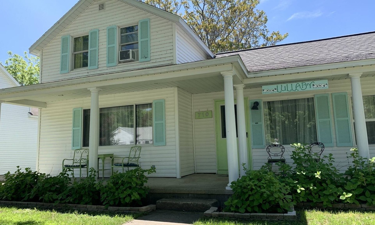 Frankfort House | Quiet and cozy cottage, in town