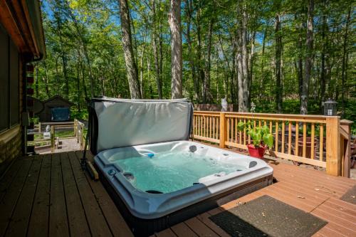 McHenry House | R & R Cabin
