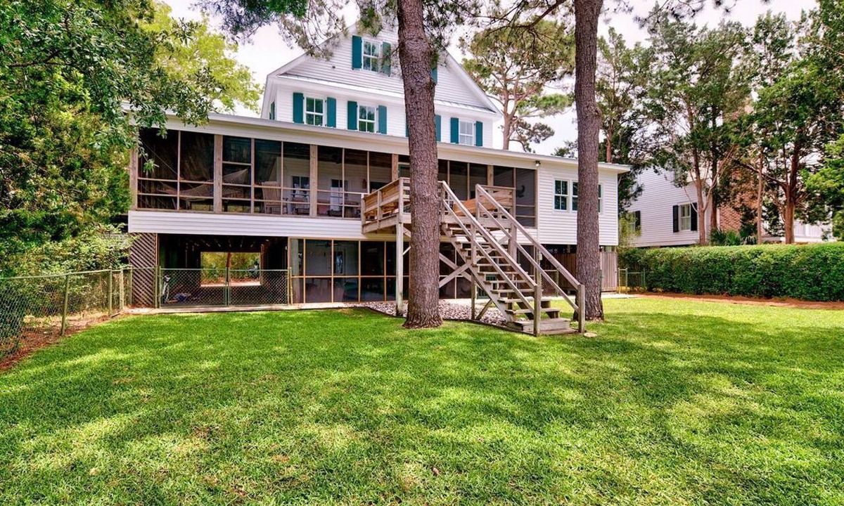 Debordieu Colony House | Renovated Family Rental in Georgetown, South Carolina