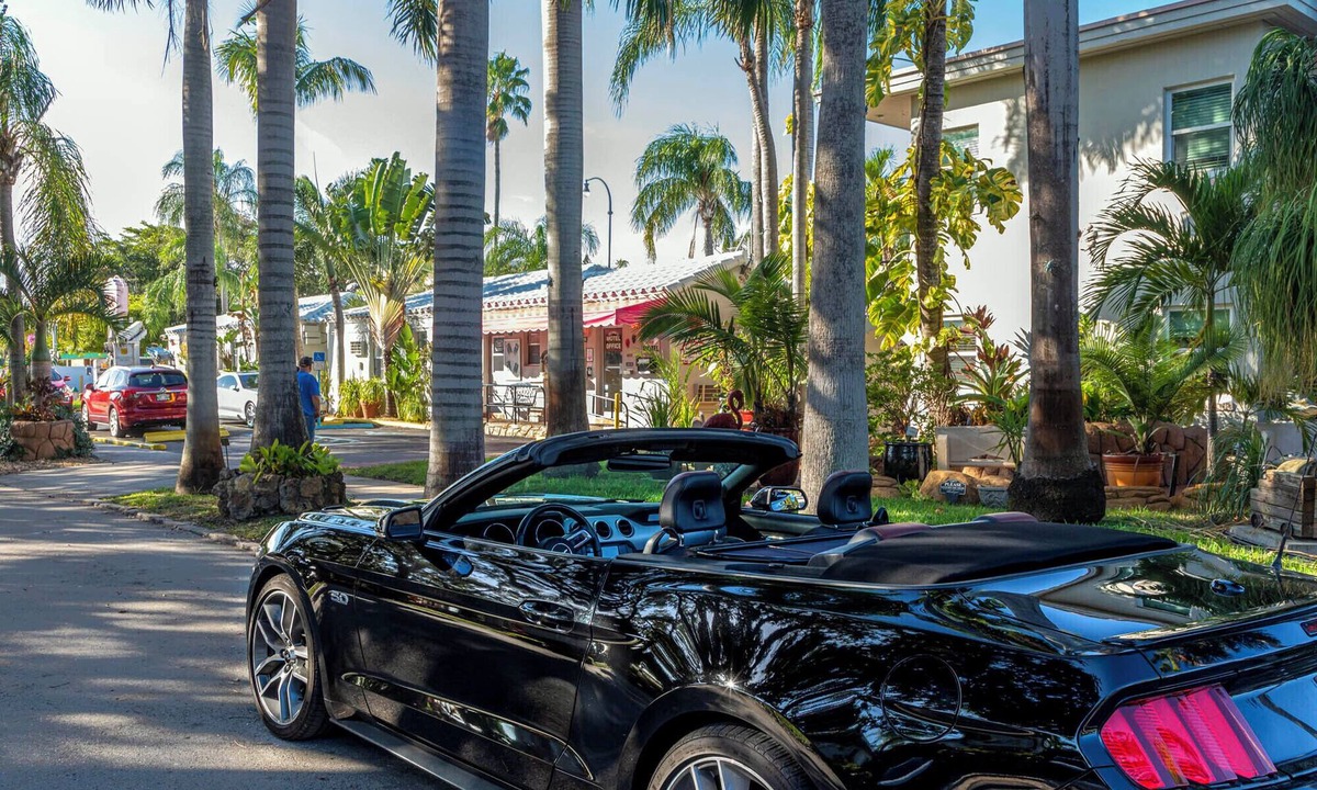 Hollywood Lakes Hotel | Richard's Motel