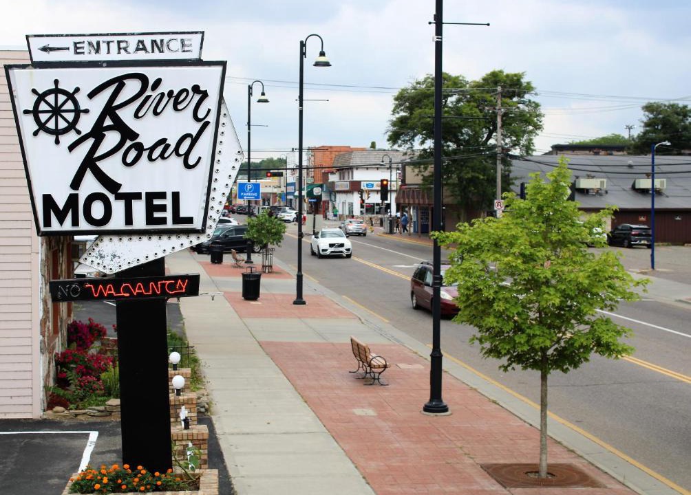 Wisconsin Dells Hotel | River Road Motel