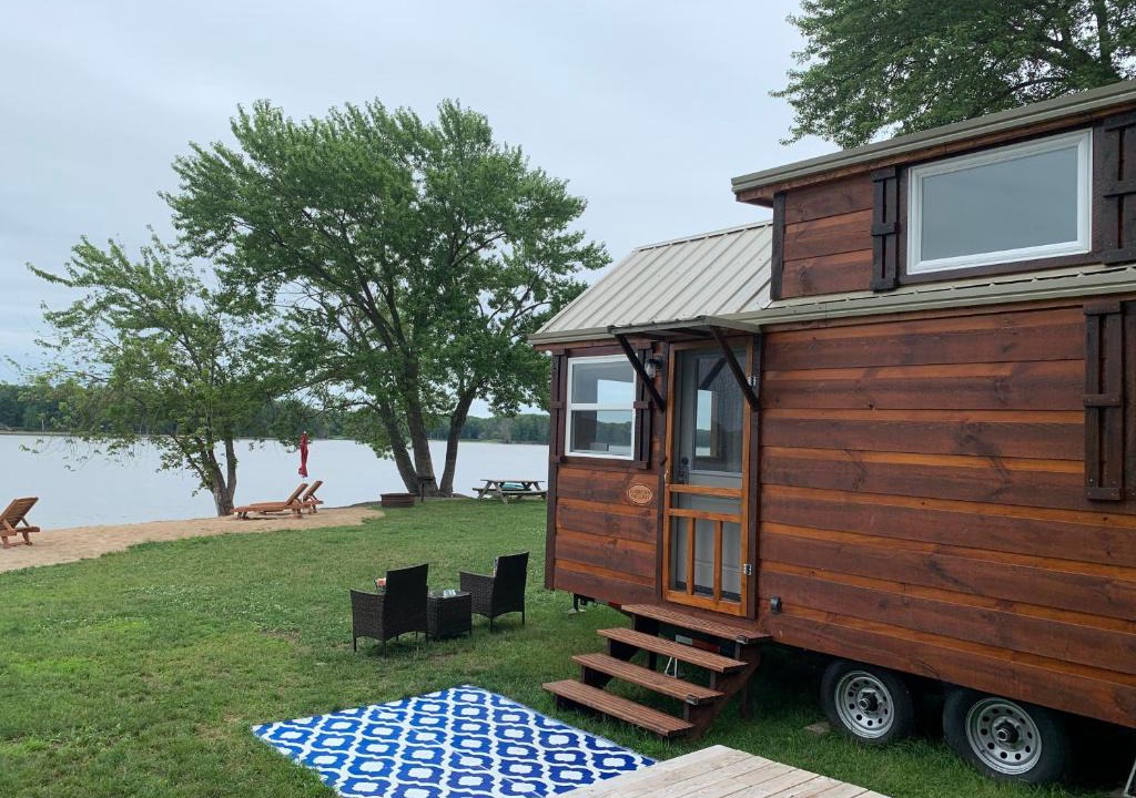 Bellevue House | Riverbottom - Tiny Home 2