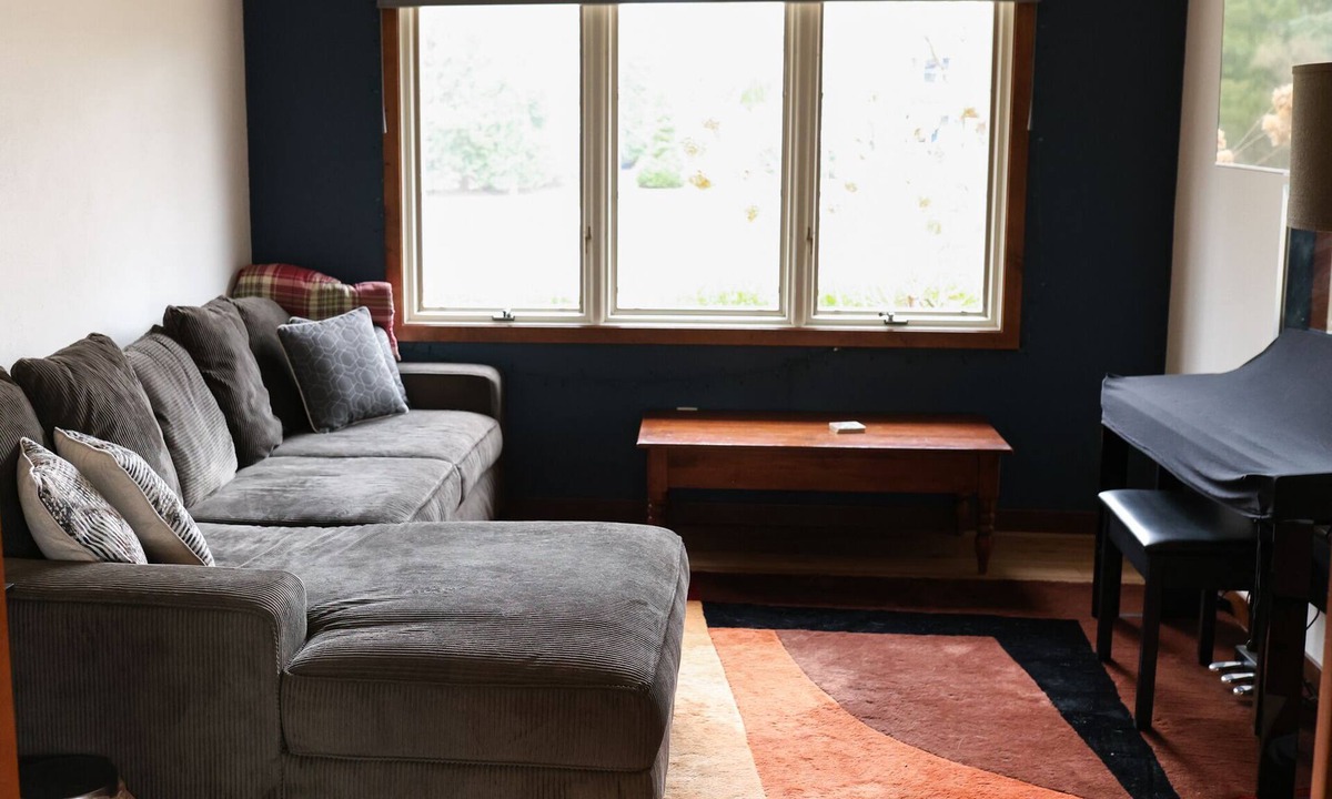 Appleton House | Riverfront home