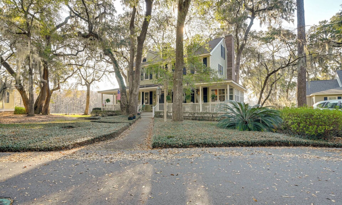 Murrells Inlet Cottage | Riverside Cottage: Close to Ocean and Myrtle Beach