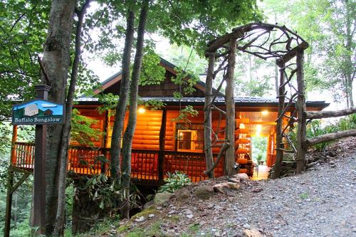 Clyde House | Romantic One-Bedroom Cabin with a Fireplace near Asheville, North Carolina